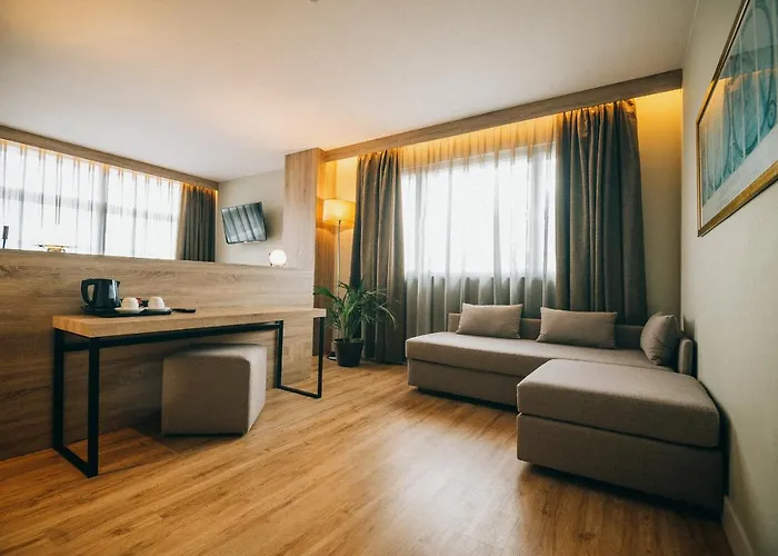 Eurohotel Diagonal Port 4*